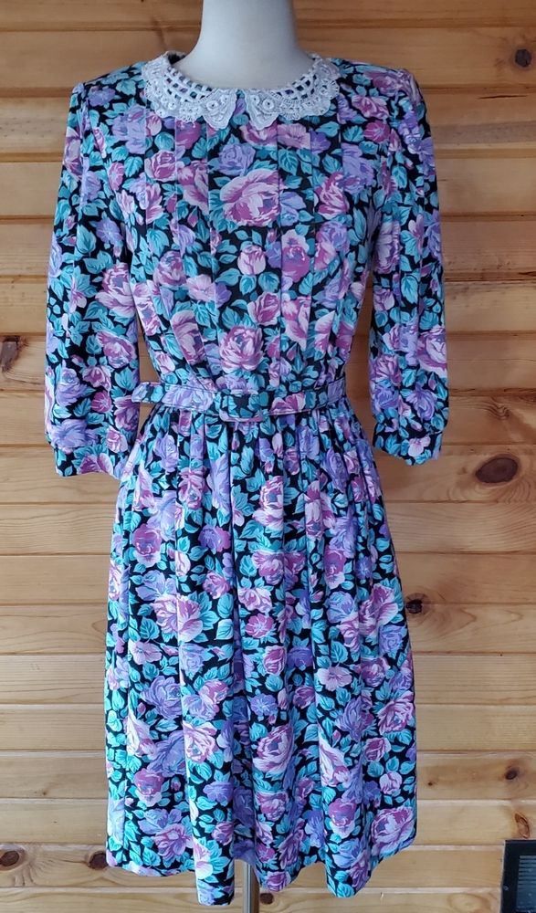 1980s Ellen Hart Multi-Color Floral Secretary Dres
